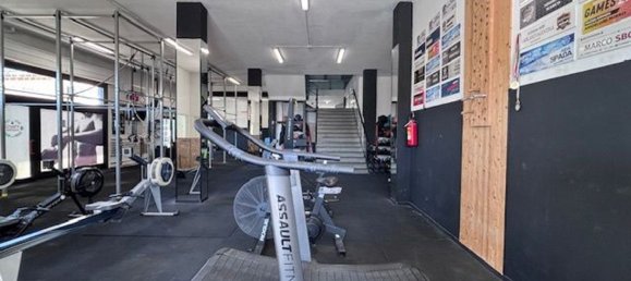 Gewerbliche Immobilie in Spoltore, Italy 446m², Nr. 114224 8