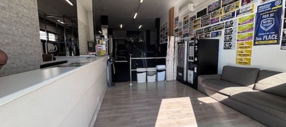 Gewerbliche Immobilie in Spoltore, Italy 446m², Nr. 114224 6