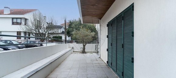 4 bedrooms House in Vila Nova de Gaia, Portugal No. 163207 5