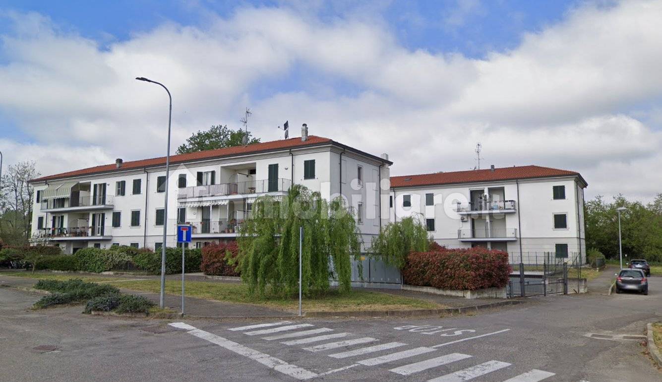 3 bedrooms Apartment in Tortona, Italy No. 346405