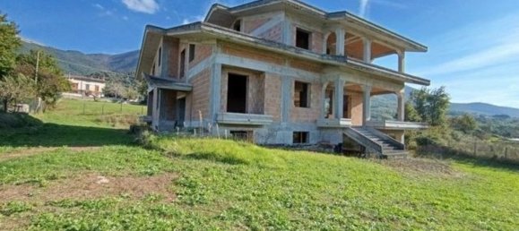 6 غرف نوم فيلا في Mignano Monte Lungo, Italy رقم 325673 8