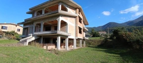 6 غرف نوم فيلا في Mignano Monte Lungo, Italy رقم 325673 10