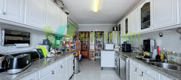 4 bedrooms Apartment in Portimao, Portugal No. 47105 8