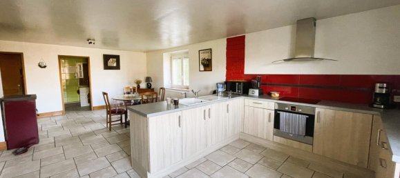 Casa de 3 dormitorios en Arches, France No. 83764 3