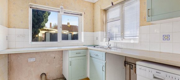 3 Schlafzimmer Haus in Feltham, United Kingdom, Nr. 8506 9