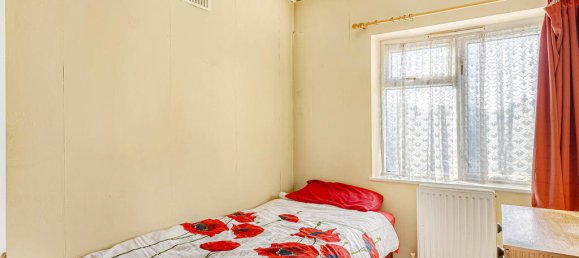 3 Schlafzimmer Haus in Feltham, United Kingdom, Nr. 8506 11