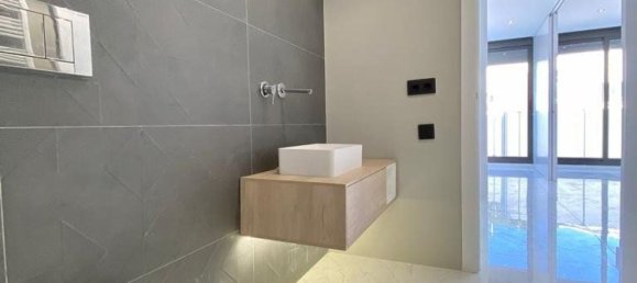 4 غرف نوم منزل في Sant Just Desvern, Spain رقم 130733 39