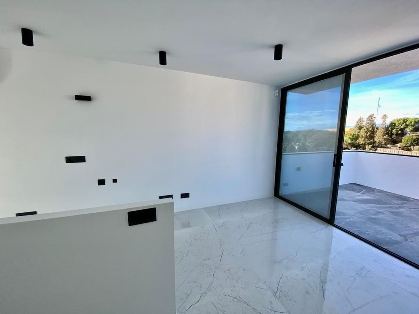 4 غرف نوم منزل في Sant Just Desvern, Spain رقم 130733