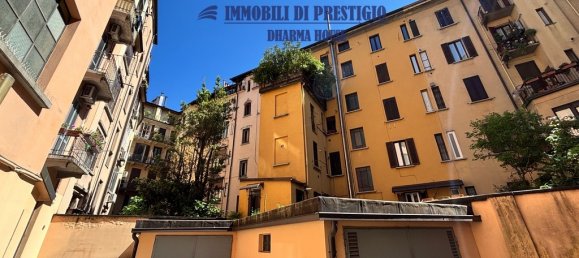 2 bedrooms Apartment in Milan, Italy No. 245438 9