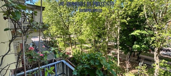 2 bedrooms Apartment in Milan, Italy No. 245438 3