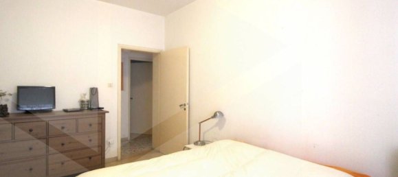 5 rooms Apartment in Pontedera, Italy No. 17134 17