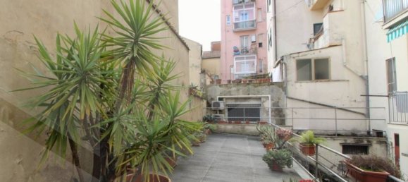 5 rooms Apartment in Pontedera, Italy No. 17134 27