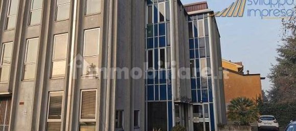 1-salle Bureau à Nova Milanese, Italy No. 160909 2