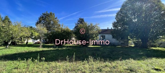 3 bedrooms House in Le Poinconnet, France No. 44504 13