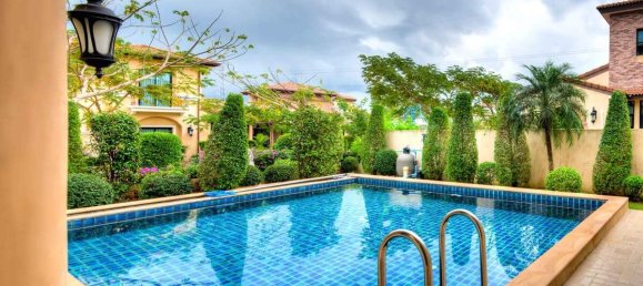 Кафе / ресторан с 3 спальнями в Паттайя, Таиланд № 19157 10