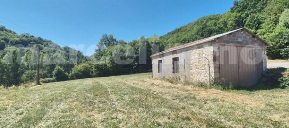 Земельный участок 3135м² в Лозер, Франция № 300763 2