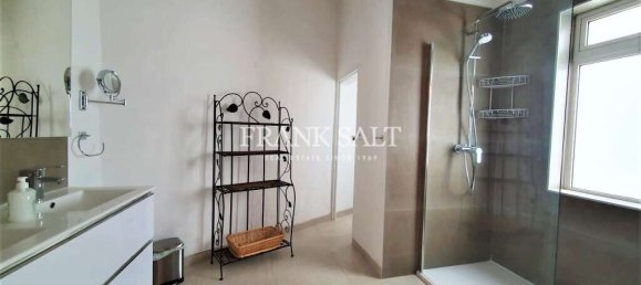 2 bedrooms Apartment in Sliema, Malta No. 6772 8