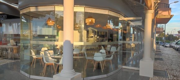 451m² Commercial property in Quarteira, Portugal No. 245420 22