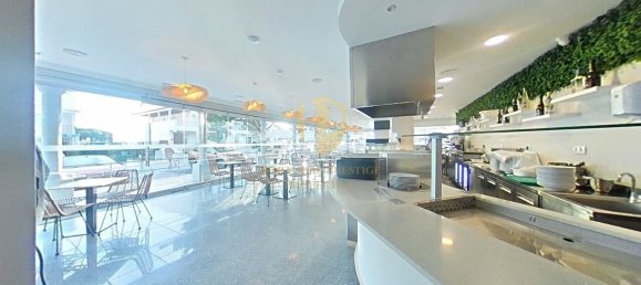 451m² Commercial property in Quarteira, Portugal No. 245420 30