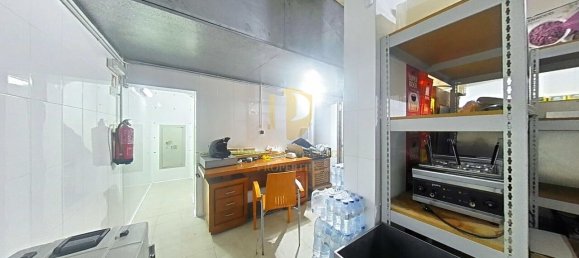 451m² Commercial property in Quarteira, Portugal No. 245420 19