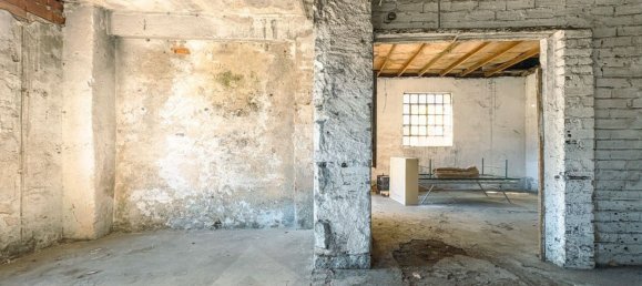 Propriété commerciale à San Maurizio d'Opaglio, Italy 200m² No. 379716 3