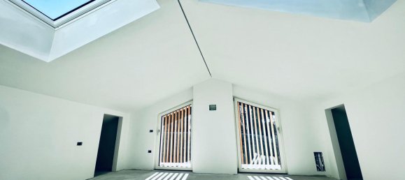 7 rooms Penthouse in Trento, Italy No. 230821 40