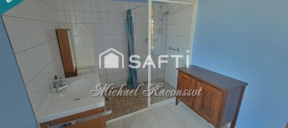 5 bedrooms House in Gourdon, France No. 59653 8