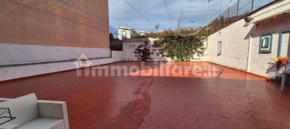 Дом с 3 комнатами в Казола ди Наполи, Италия № 329112 3