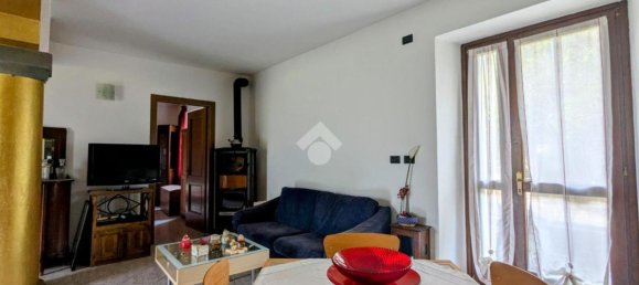 Apartamento de 3 habitaciónes en Costa Volpino, Italy No. 1801 7