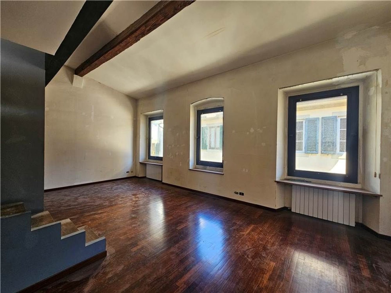 5 bedrooms Apartment in Florence, Italy No. 321338