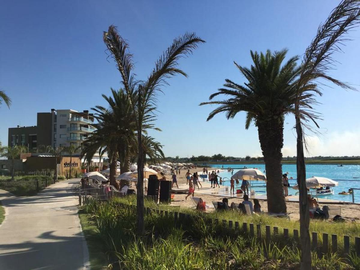  Land in Ezeiza, Argentina No. 31408