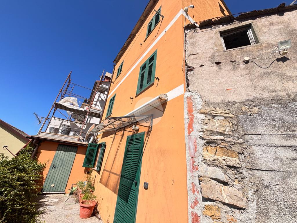 Дом с 2 спальнями в Генуя, Италия № 287049