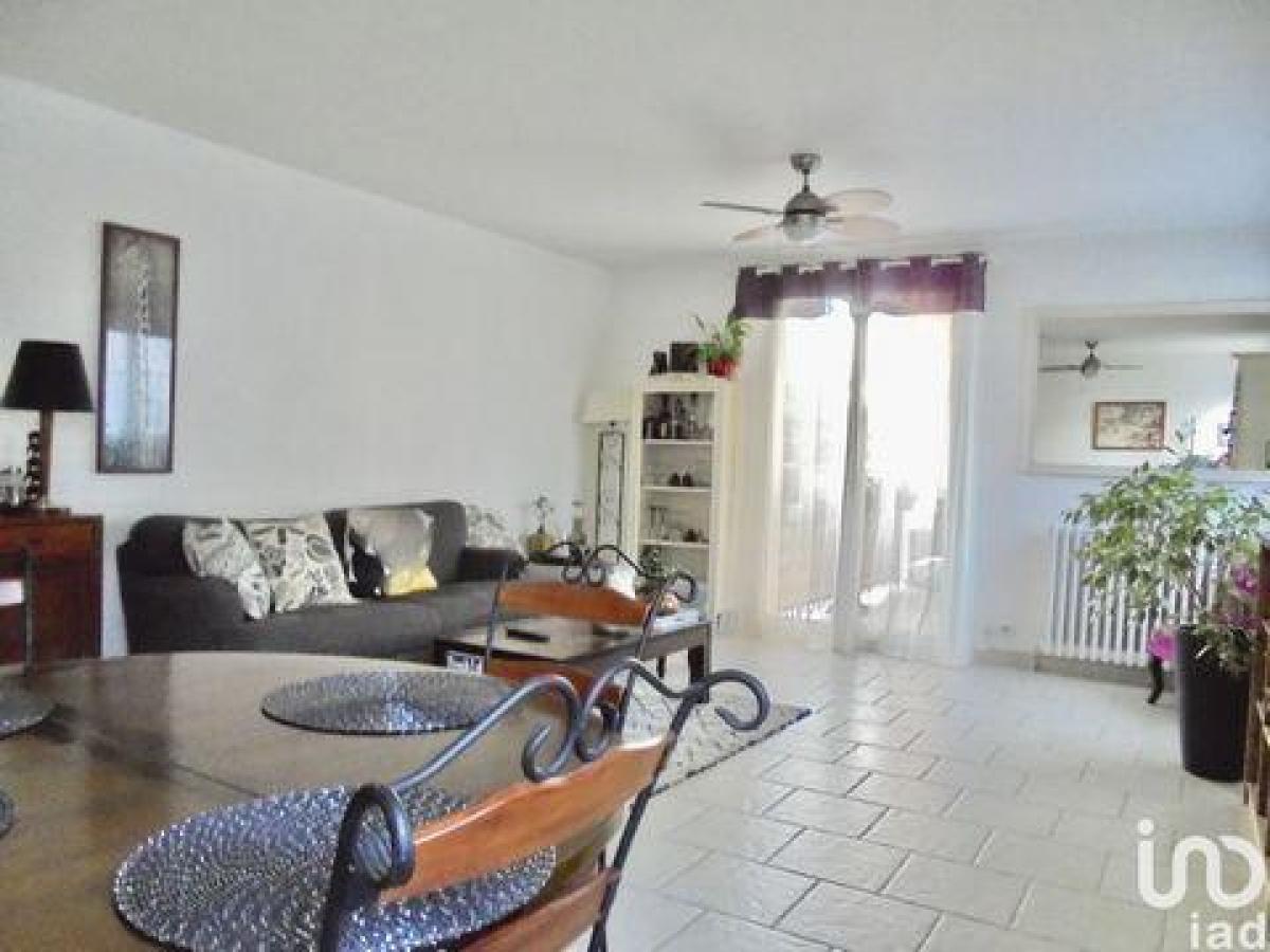 2 bedrooms Condo in Montpellier, France No. 29042