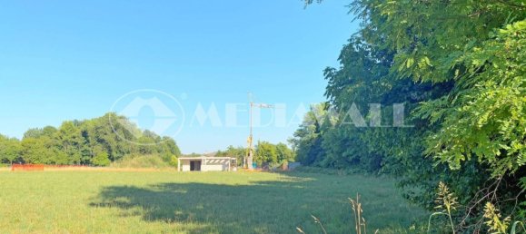 Terreno em Pordenone, Italy 8540 m² N.º 333208 3