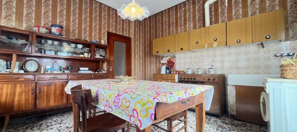 Дом с 7 комнатами в Кассинаско, Италия № 222806 20