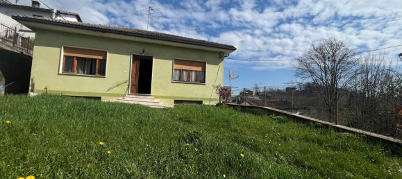 Дом с 7 комнатами в Кассинаско, Италия № 222806 3