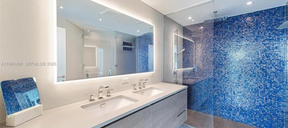 2 Schlafzimmer Gewerbliche Immobilien in Miami, USA, Nr. 615689 11