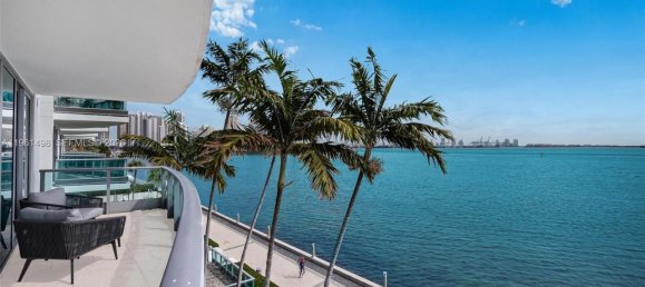 2 Schlafzimmer Gewerbliche Immobilien in Miami, USA, Nr. 615689 4