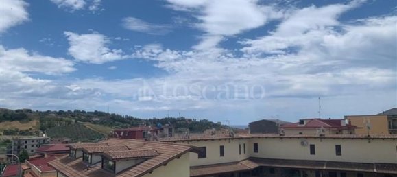 4 rooms House in Catanzaro, Italy No. 288637 13
