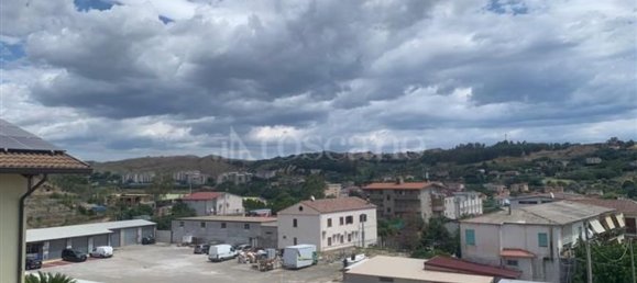 4 rooms House in Catanzaro, Italy No. 288637 12