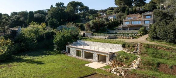 Villa de 4 dormitorios en Saint-Paul-de-Vence, France No. 2009 17
