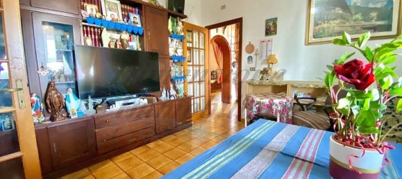 5 rooms Apartment in Cecina, Italy No. 45610 19