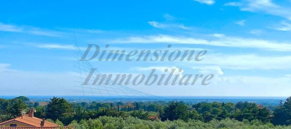 5 rooms Apartment in Cecina, Italy No. 45610 27