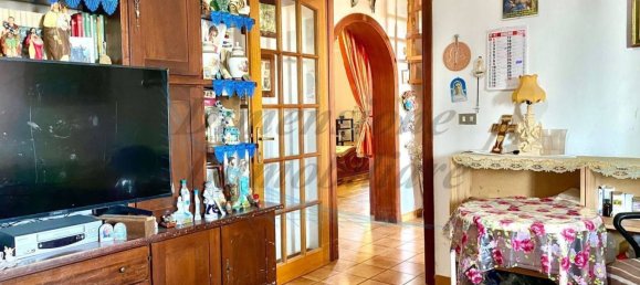 5 rooms Apartment in Cecina, Italy No. 45610 22