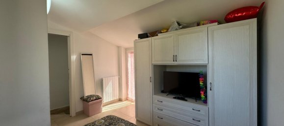 4 rooms Villa in Rome, Italy No. 28607 24