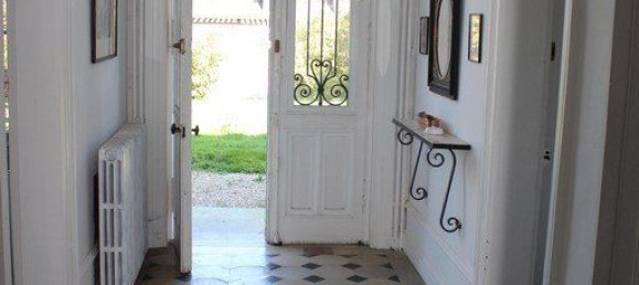 8 bedrooms House in Cormeilles, France No. 358897 4