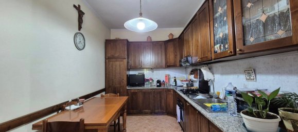 10 rooms House in Pistoia, Italy No. 307636 2