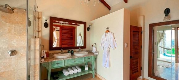 1000m² Hotel in Puntarenas, Costa Rica No. 1338 3