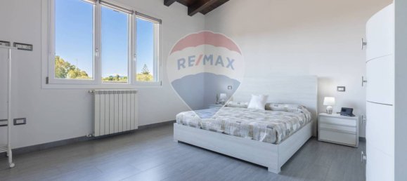 4 Schlafzimmer Villa in Sardinia, Italy, Nr. 322039 10