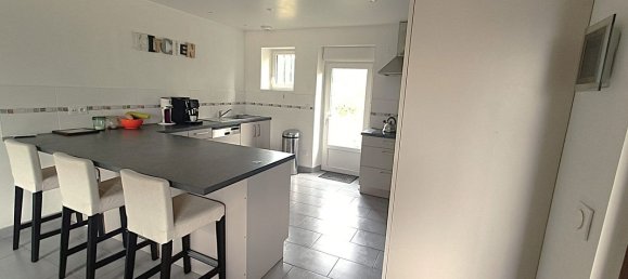 4 bedrooms House in Neuville-les-Decize, France No. 339760 4